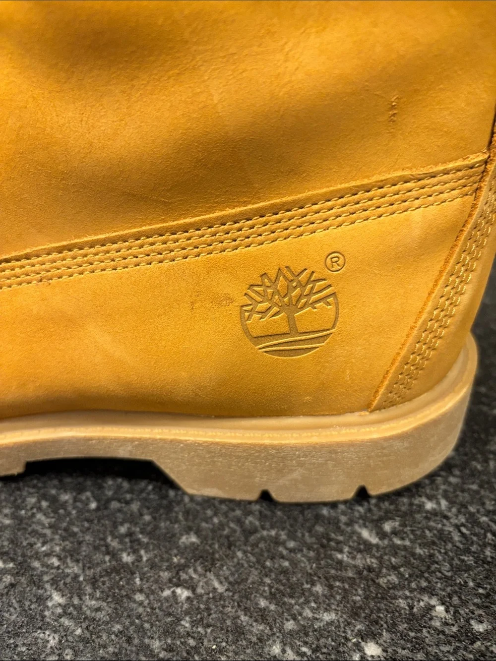 Men's Timberland® Classic 6-Inch Waterproof Boot – Wheat Nubuck – Size 11 – NEW